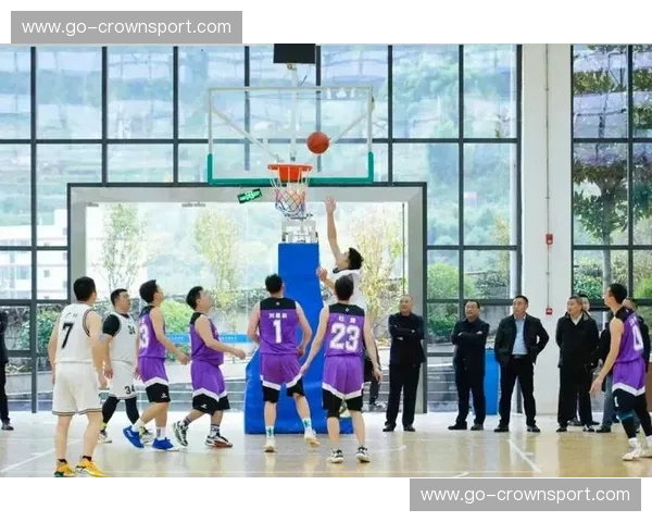 最新篮球资讯：把握每一场比赛的脉搏